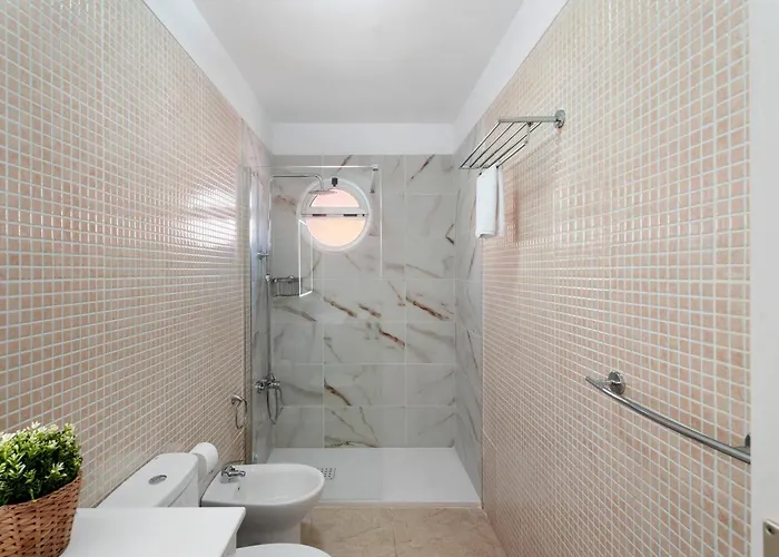 Rincon Tropical 坎德拉里亚