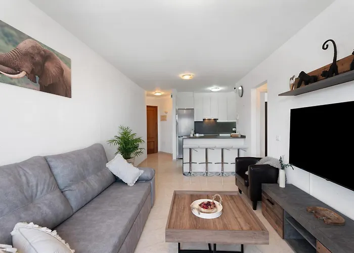 Rincon Tropical 坎德拉里亚